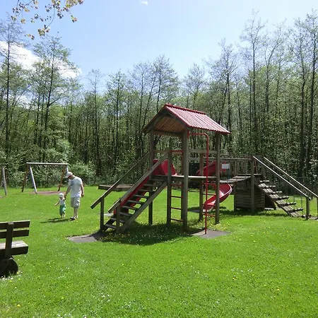 Kaspar Haus Kmb Seeblick Am Ossiacher See, Hallenbad, Skiarena Gerlitzen * Bodensdorf