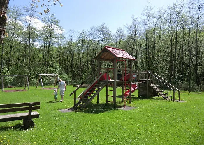 Kaspar Haus Kmb Seeblick Am Ossiacher See, Hallenbad, Skiarena Gerlitzen * Bodensdorf